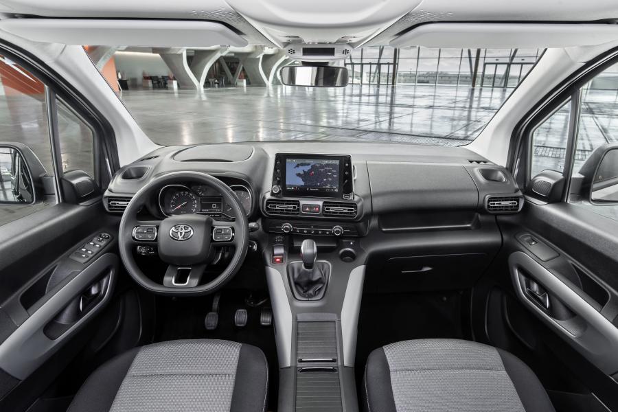 Торпедо Toyota ProAce City Verso Long 2019 года  (EU) (фото 17 из 34)